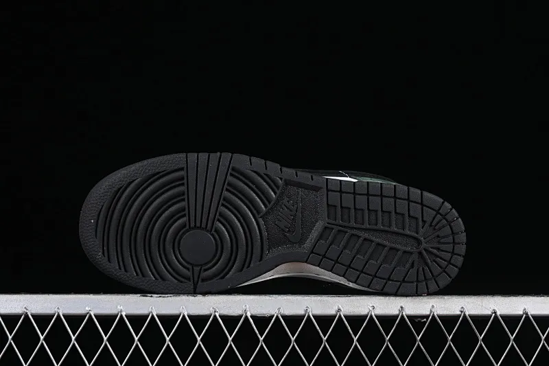 All categories Nk SB Dunk Series Nk SB Dunk Low low-top sneakers Otomo Katsuhiro x Nk SB Dunk Low "Steamboy OST" Otomo Katsuhiro co-branded double hook SB low-top sports and leisure sneakers CT2552-897